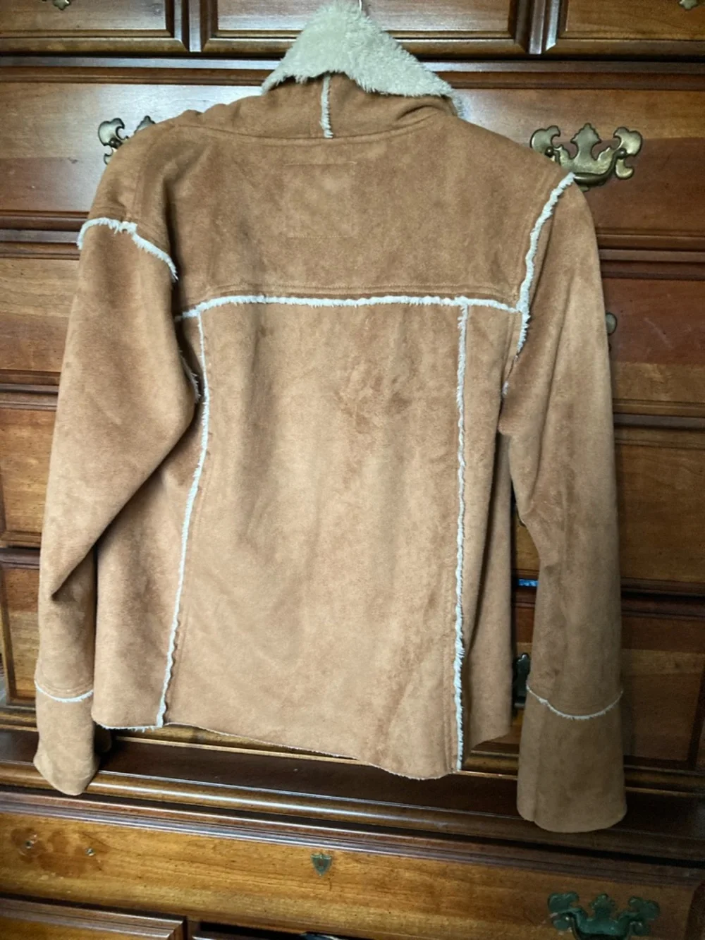 Dylan Tan Jacket with Cream Sherpa Trim - Picture 3 of 3